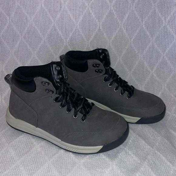 NWT Men's Size 10.5 Gray High-Top Sneakers. - Picture 1 of 7